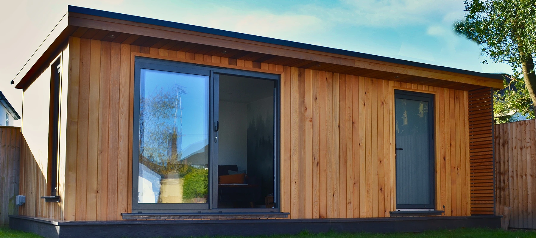 Mypods bespoke build garden room in Sevenoaks, Kent
