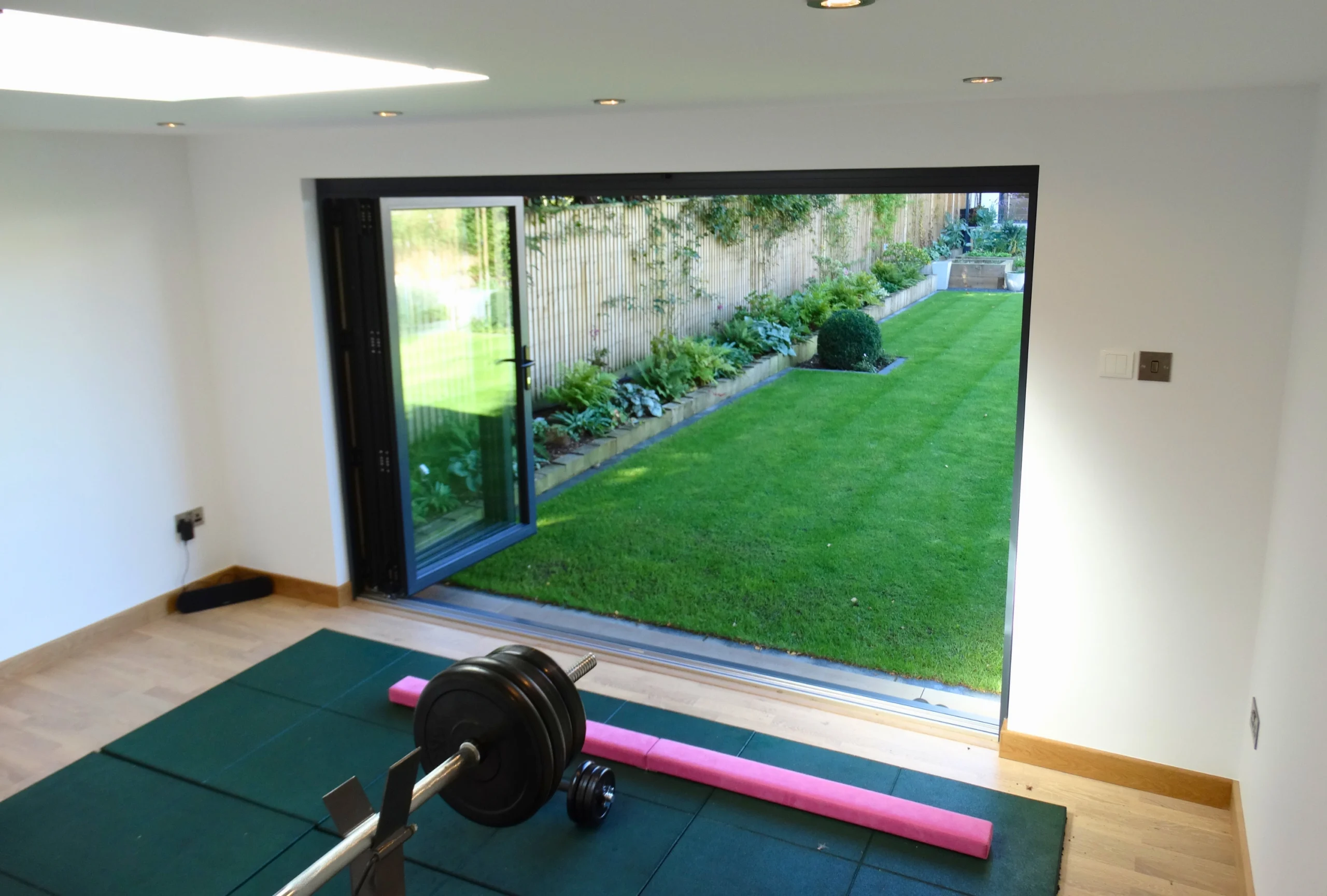Stunning garden pod to be used as a home gym, built by Mypods for a client in Sevenoaks, Kent